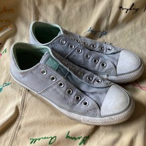 Converse sneaker 8.5